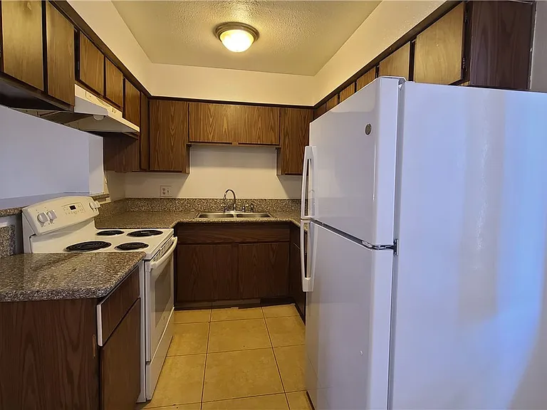 3117 E Carey Ave #3 — Photo 6