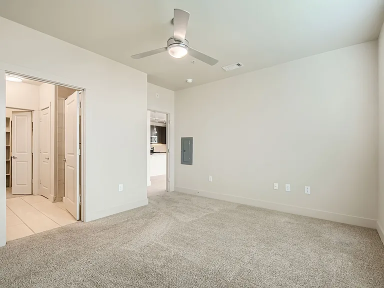 The Lucas Apartments — Photo 57