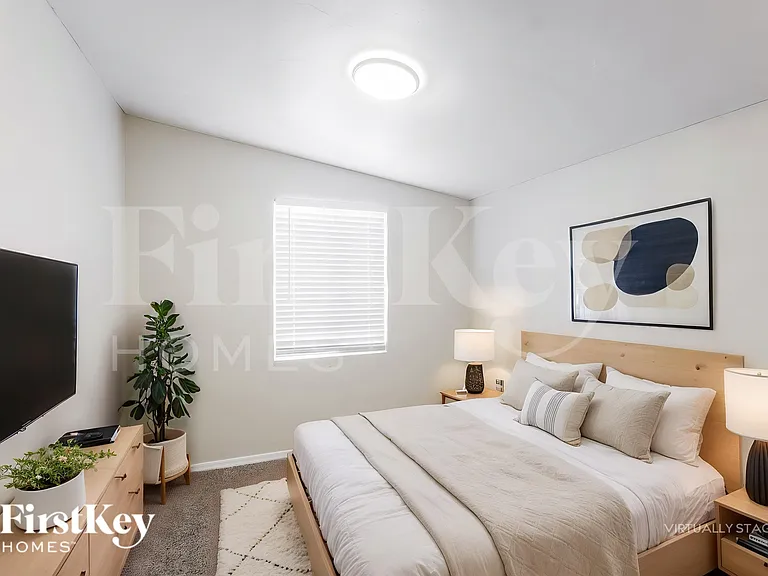 1124 W Cinnabar Ave — Photo 16
