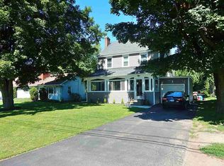 911 Hoosick Rd, Troy, NY 12180