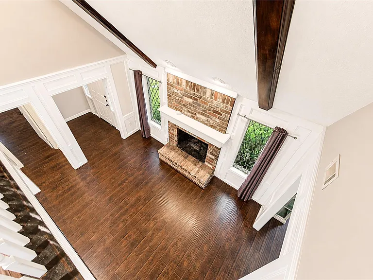 20610 Laurel Lock Dr — Photo 2