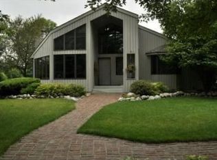 456 Lafayette Ave, Excelsior, MN 55331