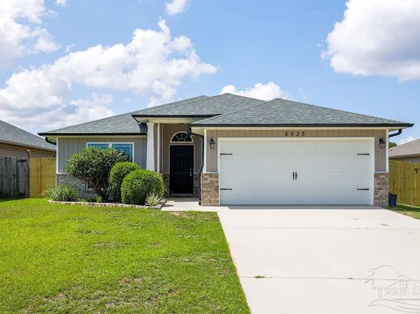 5535 Peach Dr, Pace, FL 32571