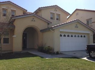 2343 N Mountainside Dr, Los Banos, CA 93635