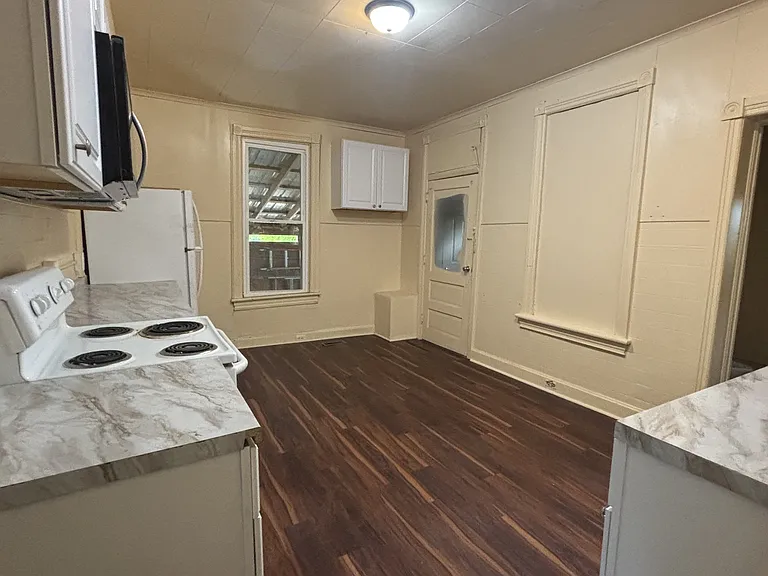 829 Virginia Ave — Photo 7