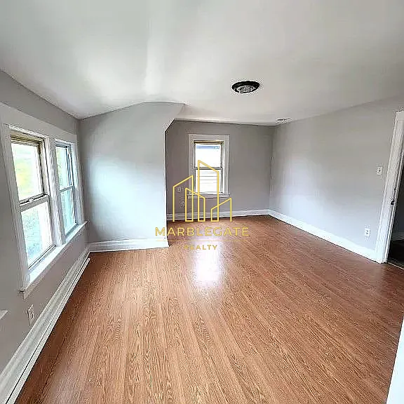 58-60 Clinton Pl #22 — Photo 3