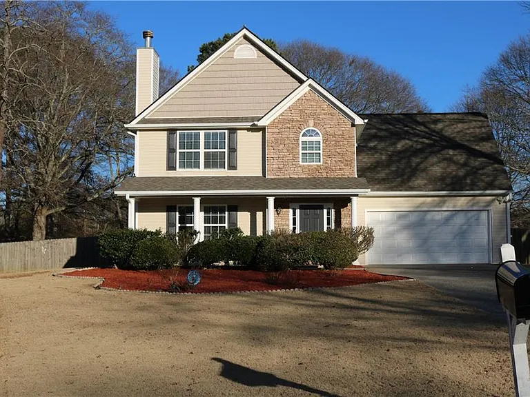 954 Downing Dr — Photo 4