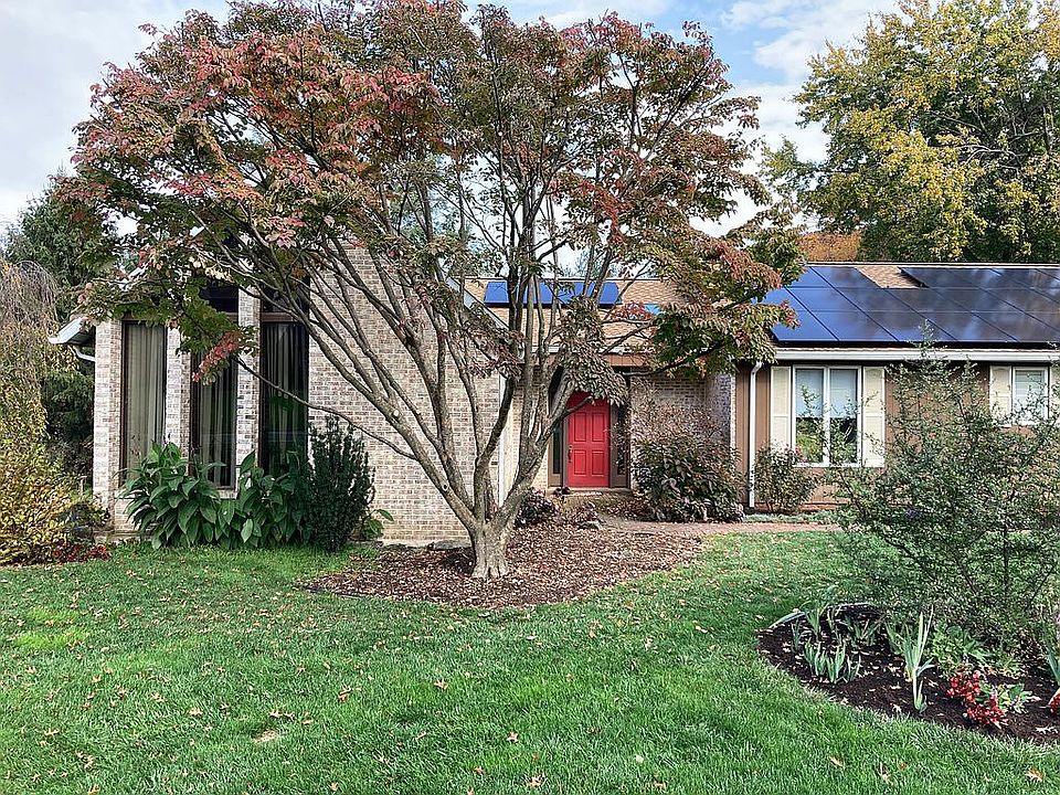 1st image of 223 Owl Hill Rd