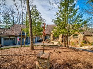 10 Summit Dr W, Jasper, GA 30143