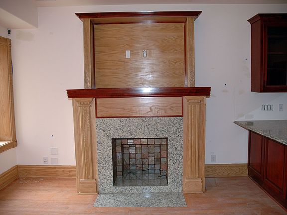 4th image of 352 E 50th St #1