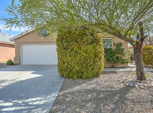 620 Galleon Dr NW, Albuquerque, NM 87121