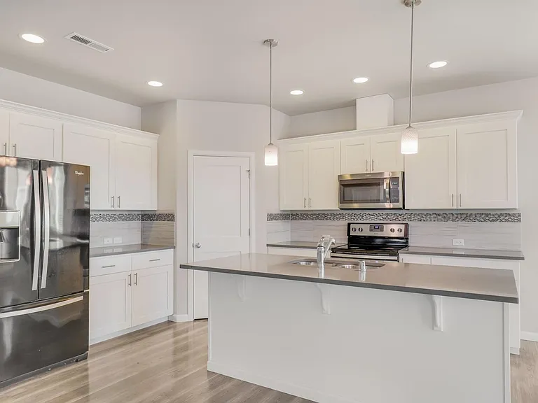9948 Dotson St SE — Photo 11