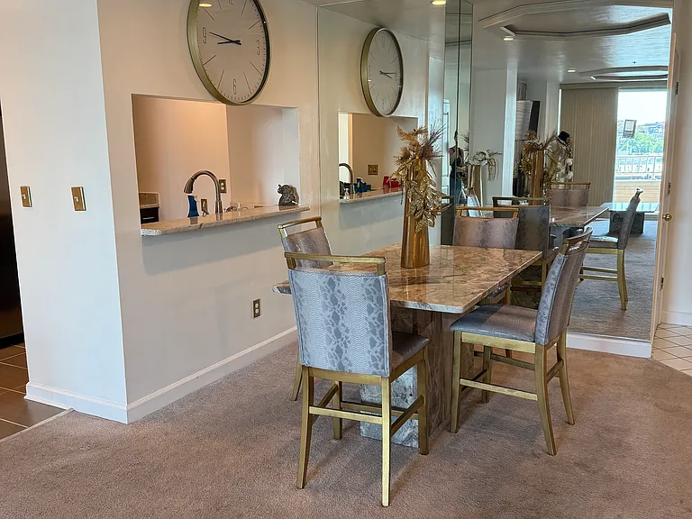 100 Harborview Dr #306 — Photo 5