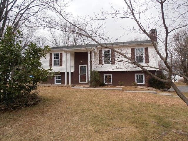 1st image of 3725 Piccadilly Ln SW