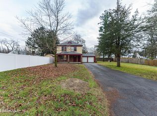 14 Ferrara Ave, Schenectady, NY 12304