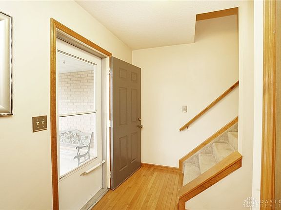 4th image of 6955 Devon Dr
