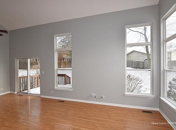 4th image of 169 Lilac Ln #169
