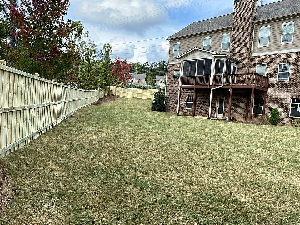 2nd image of 4102 Bradbury Ln