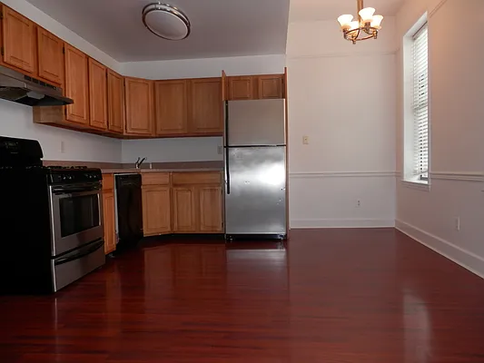 Rented by The Ambassador Realty Group | media 51