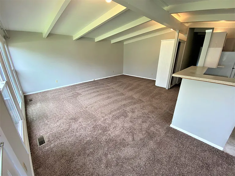 2443 Edgevale Rd — Photo 6