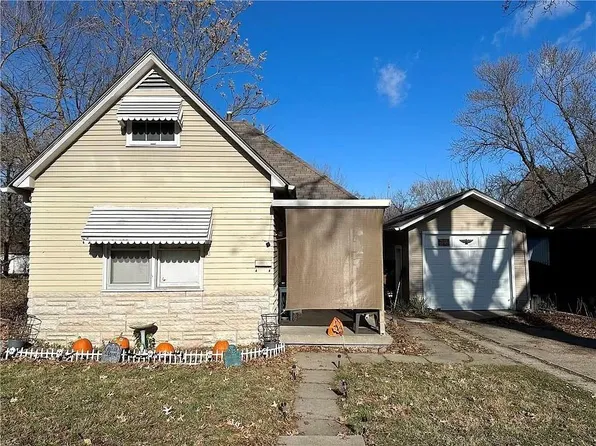 2839 Patee St, Saint Joseph, MO 64507