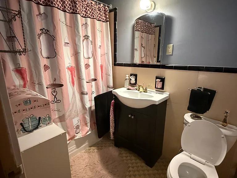 337 S Pacific Ave #2R — Photo 6