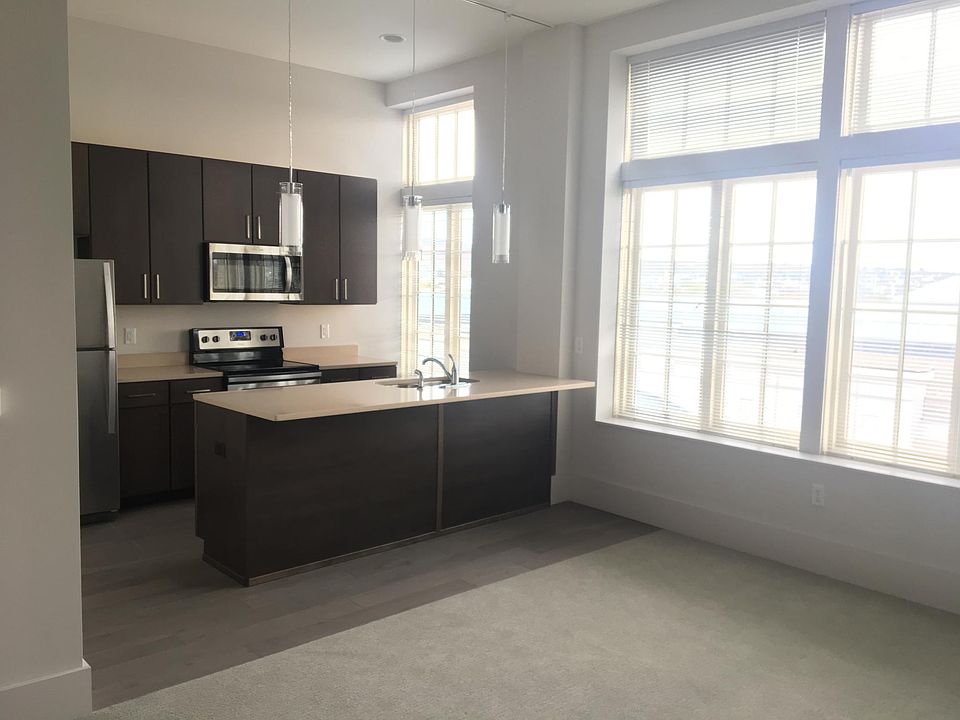 1st image of 101 Penn Ave #401
