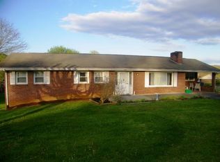 251 Smiley Cir, Blountville, TN 37617