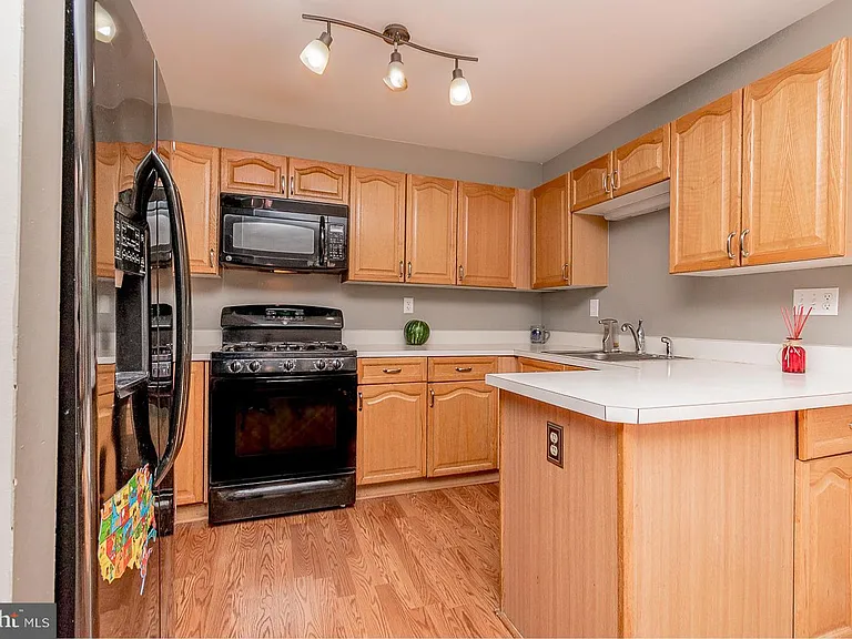 106 Fir Dr — Photo 4