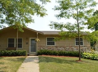 616 Hickory St, Milford, MI 48381