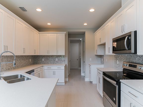 5th image of 4521 Chinkapin Dr