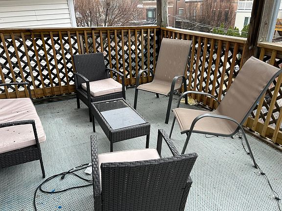 5th image of 1123 W Drummond Pl #3