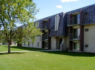 Killarney Gardens, Winnipeg, MB R3T 3B2