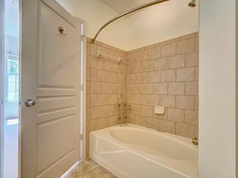 1400 Granby St #THE ROW AT GHENT — Photo 17