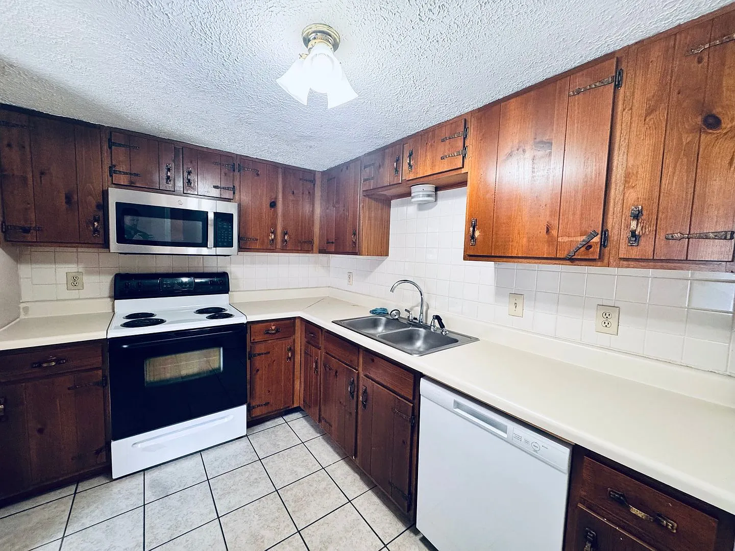 Lighthouse Townhome — Photo 4