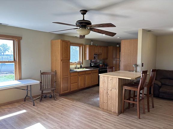3rd image of 7286 A Rd #45