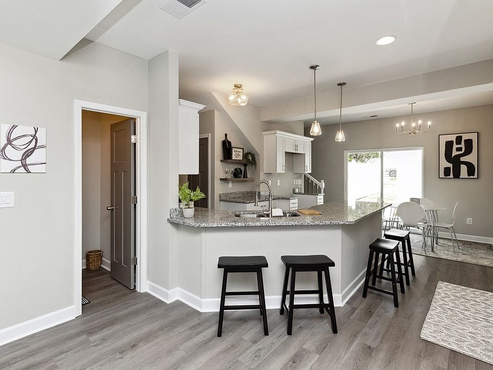 1st image of 507 Highland Ct Unit 23A