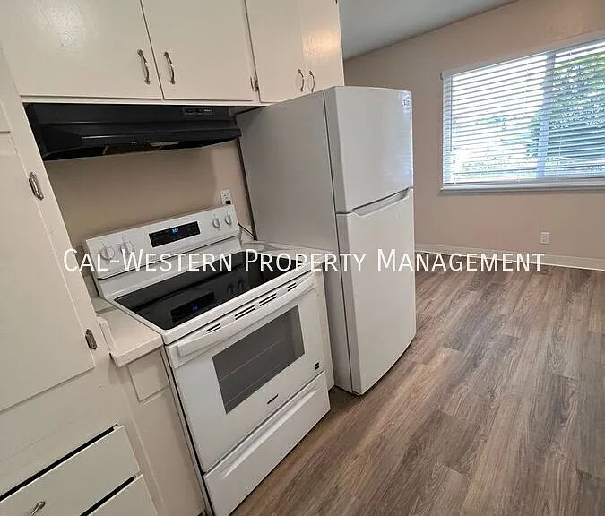 3056 Van Sansul Ave #8 — Photo 7