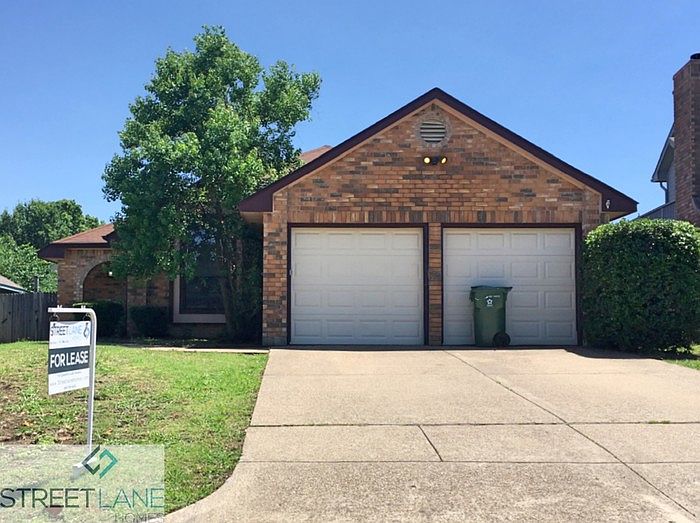 1st image of 312 Ironbark Dr
