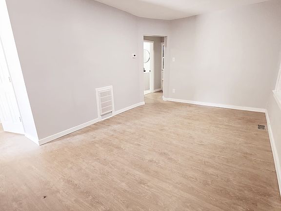 3rd image of 145 Vermont Ave #2H