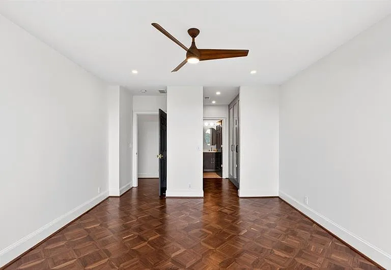 2575 Peachtree Rd NE #7E — Photo 27