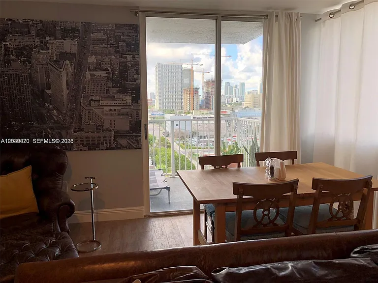 800 N Miami Ave #E-1008 — Photo 18