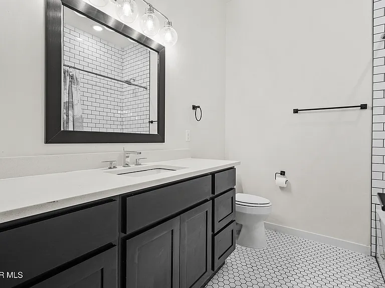 13637 Chepstow Ct — Photo 26
