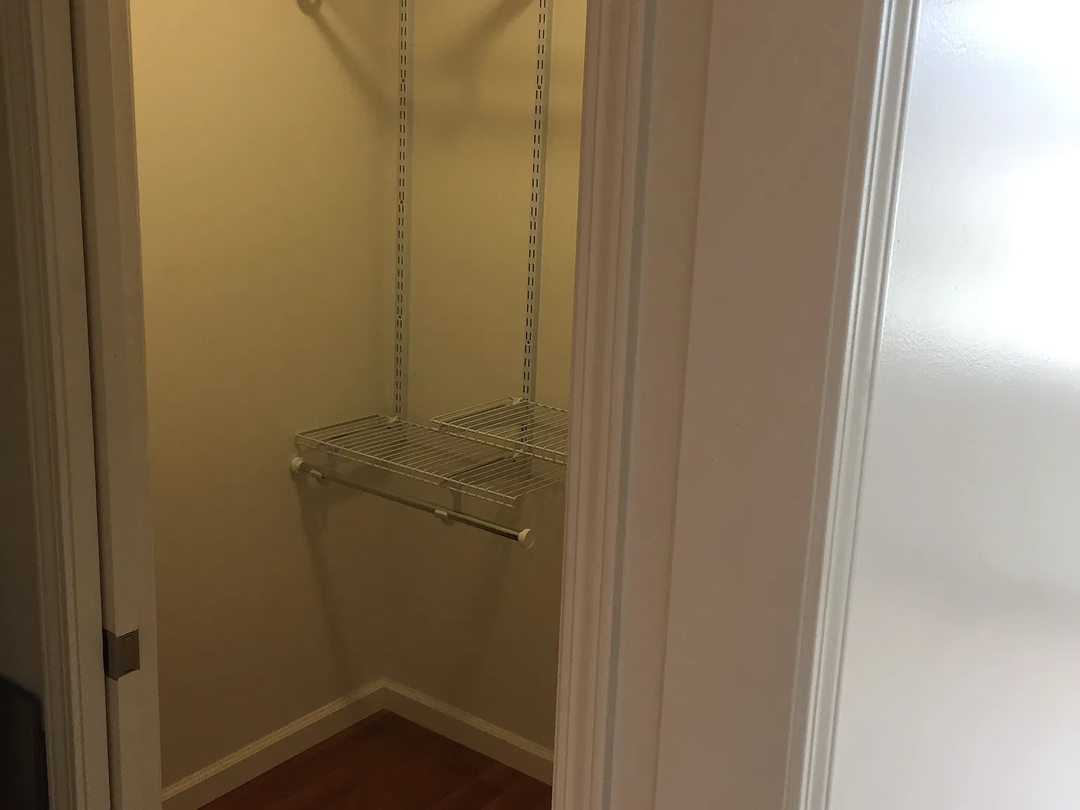 Studio, 300 sqft, $1,550 — Photo 4