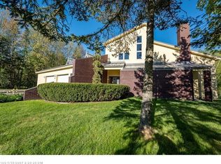 43 Vance Ave, Bangor, ME 04401