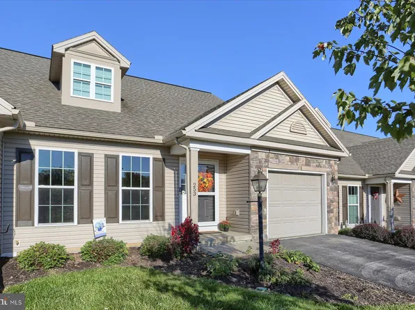 253 Aldenwood Dr, Carlisle, PA 17015