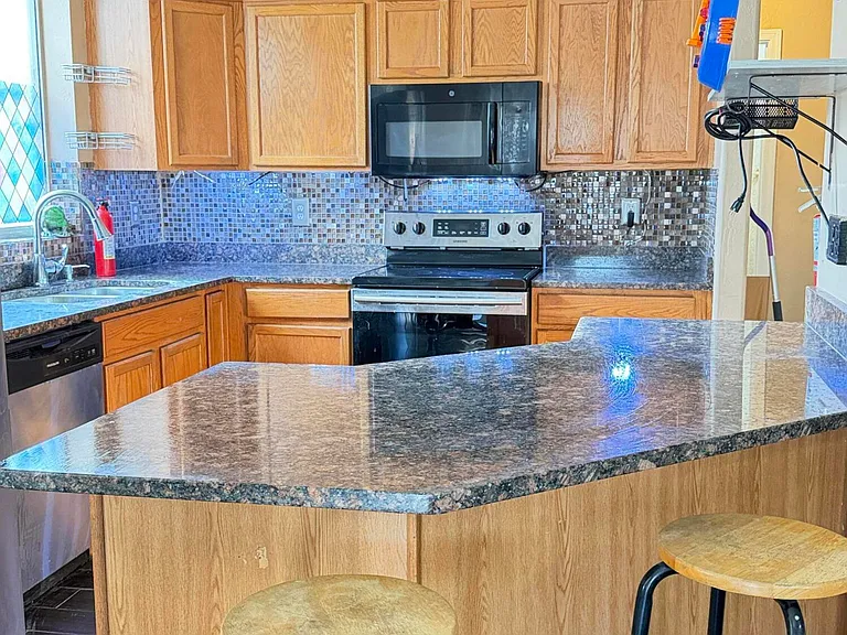 3133 E Kristal Way — Photo 2