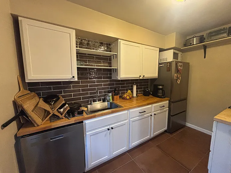 7290 University Ave — Photo 8