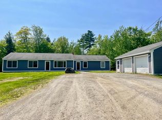 26 Chantel Dr, Sidney, ME 04330