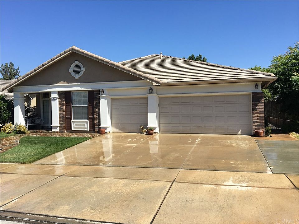 1st image of 3421 Eagle Crest Dr